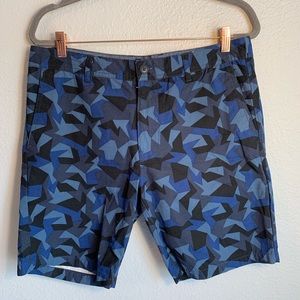 Forever21 Men’s Blue & Black Abstract Shorts